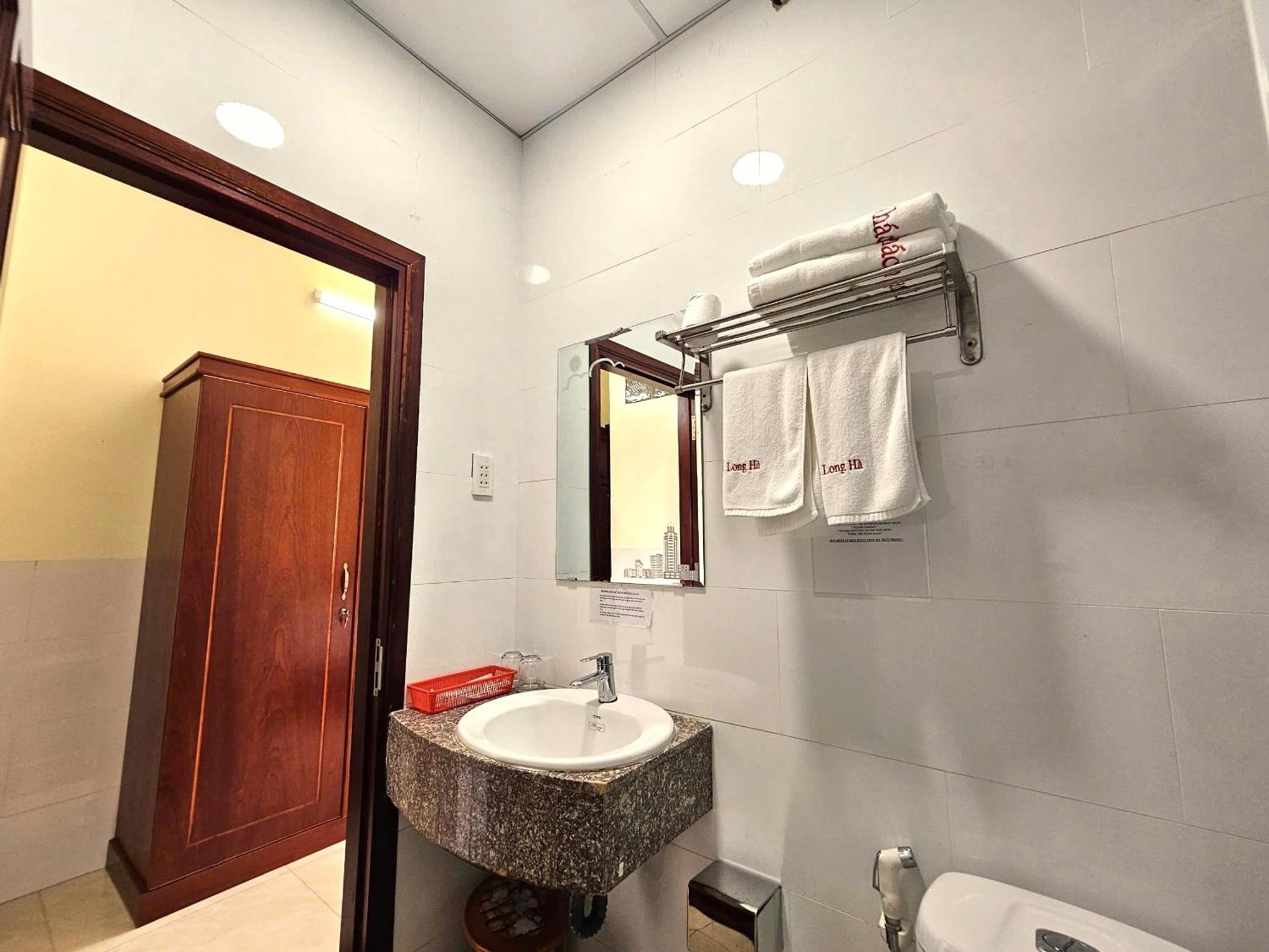 Khach San Long Ha Hotel Cần Thơ Kültér fotó